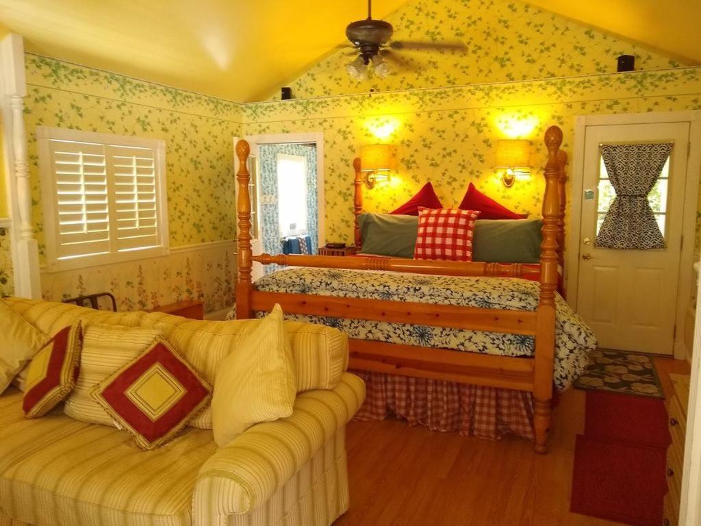 Shamrock Thistle & Crown B&B Weirsdale Dış mekan fotoğraf